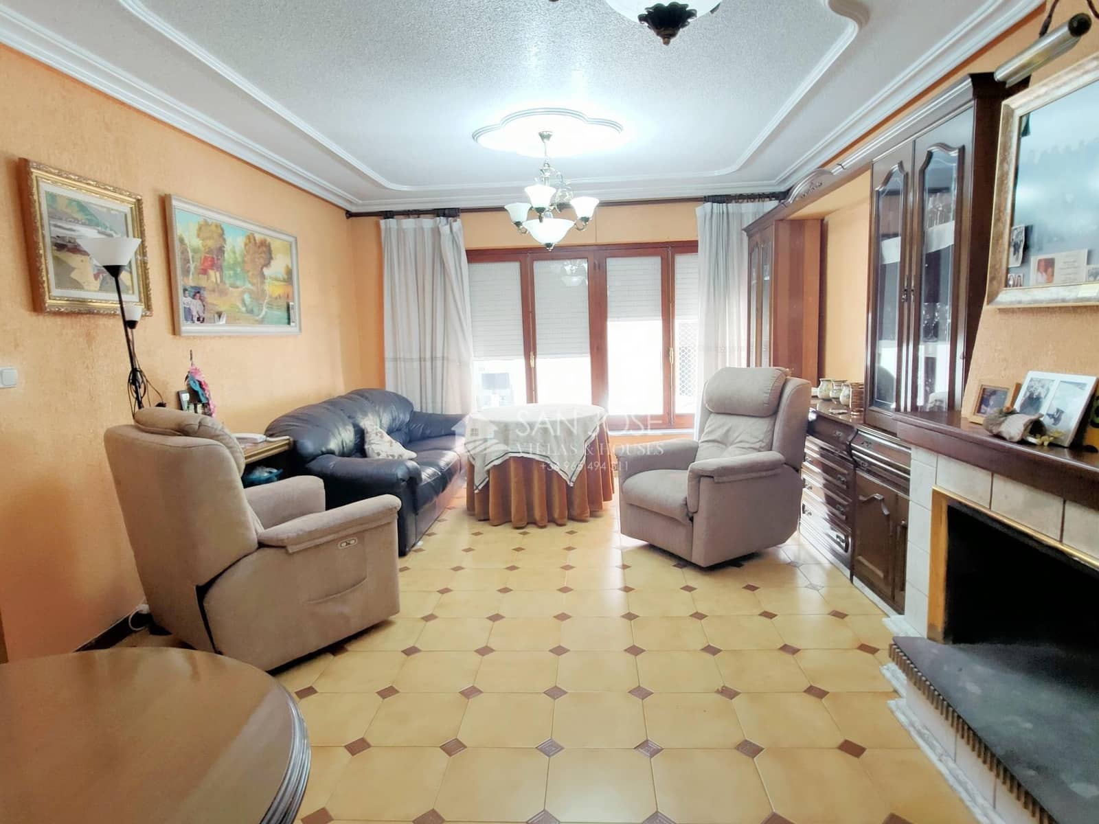 4 soverom Leilighet til salgs i Aspe med garasje - € 136 050 (Ref: 8392344)