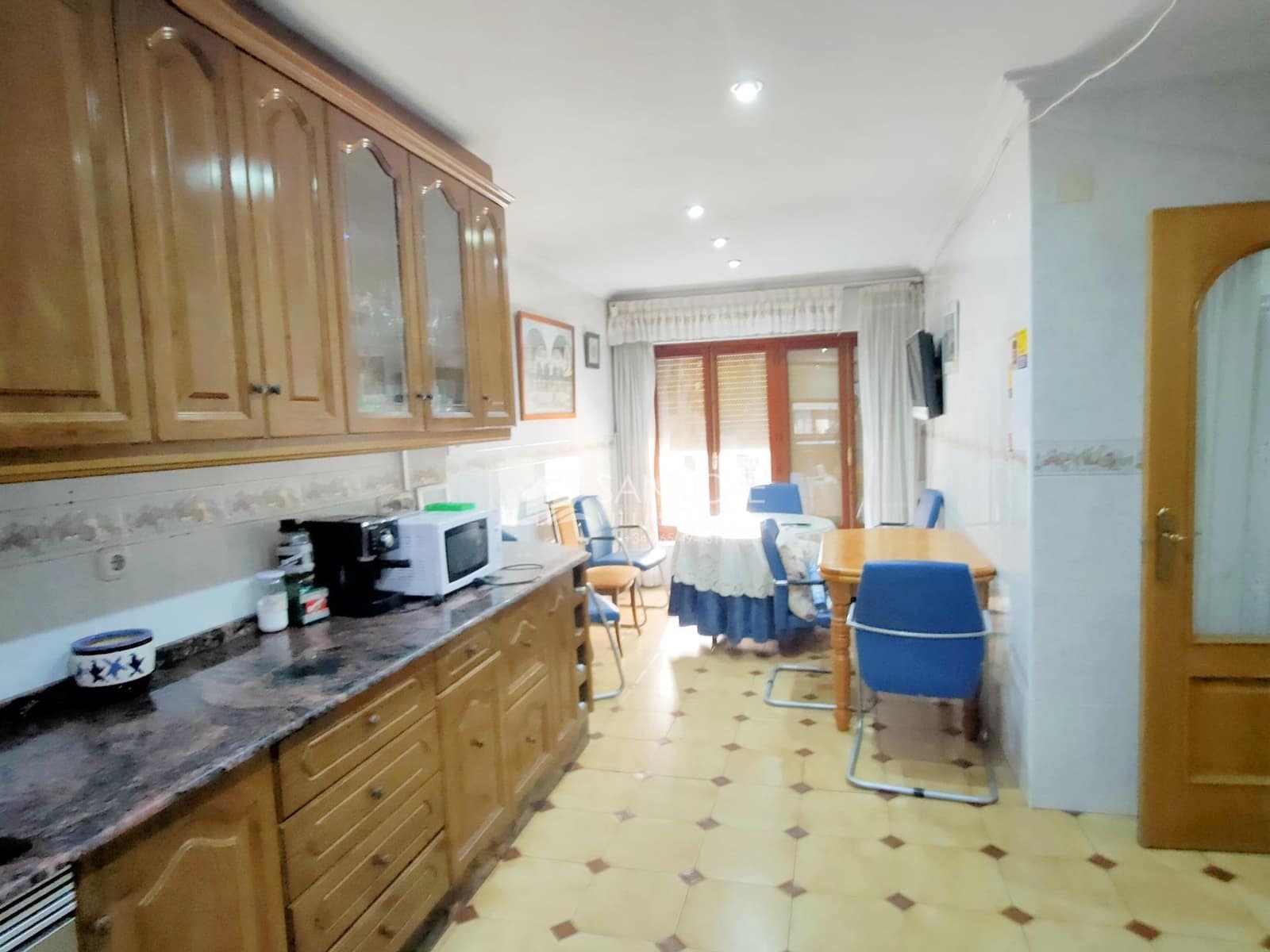 4 soverom Leilighet til salgs i Aspe med garasje - € 136 050 (Ref: 8392344)