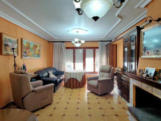 4 soverom Leilighet til salgs i Aspe med garasje - € 136 050 (Ref: 8392344)