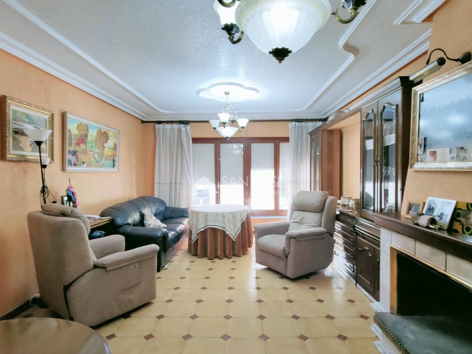 4 soverom Leilighet til salgs i Aspe med garasje - € 136 050 (Ref: 8392344)