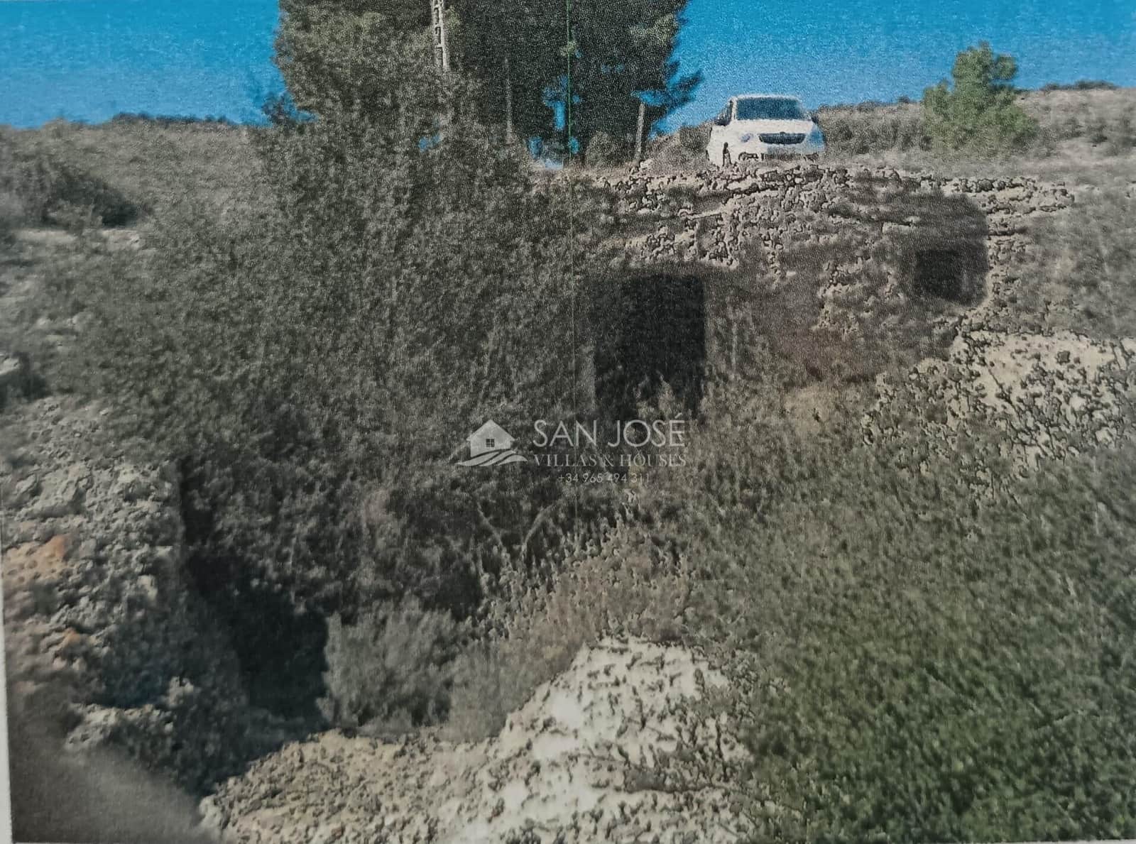 Grunde uden byggetilladelser til salg i Monovar / Monover - € 50.000 (Ref: 8485493)