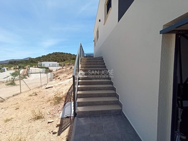 Chalet de 3 habitaciones en Cañada de la Lena, Abanilla en venta con piscina - 340.000 € (Ref: 8500321)