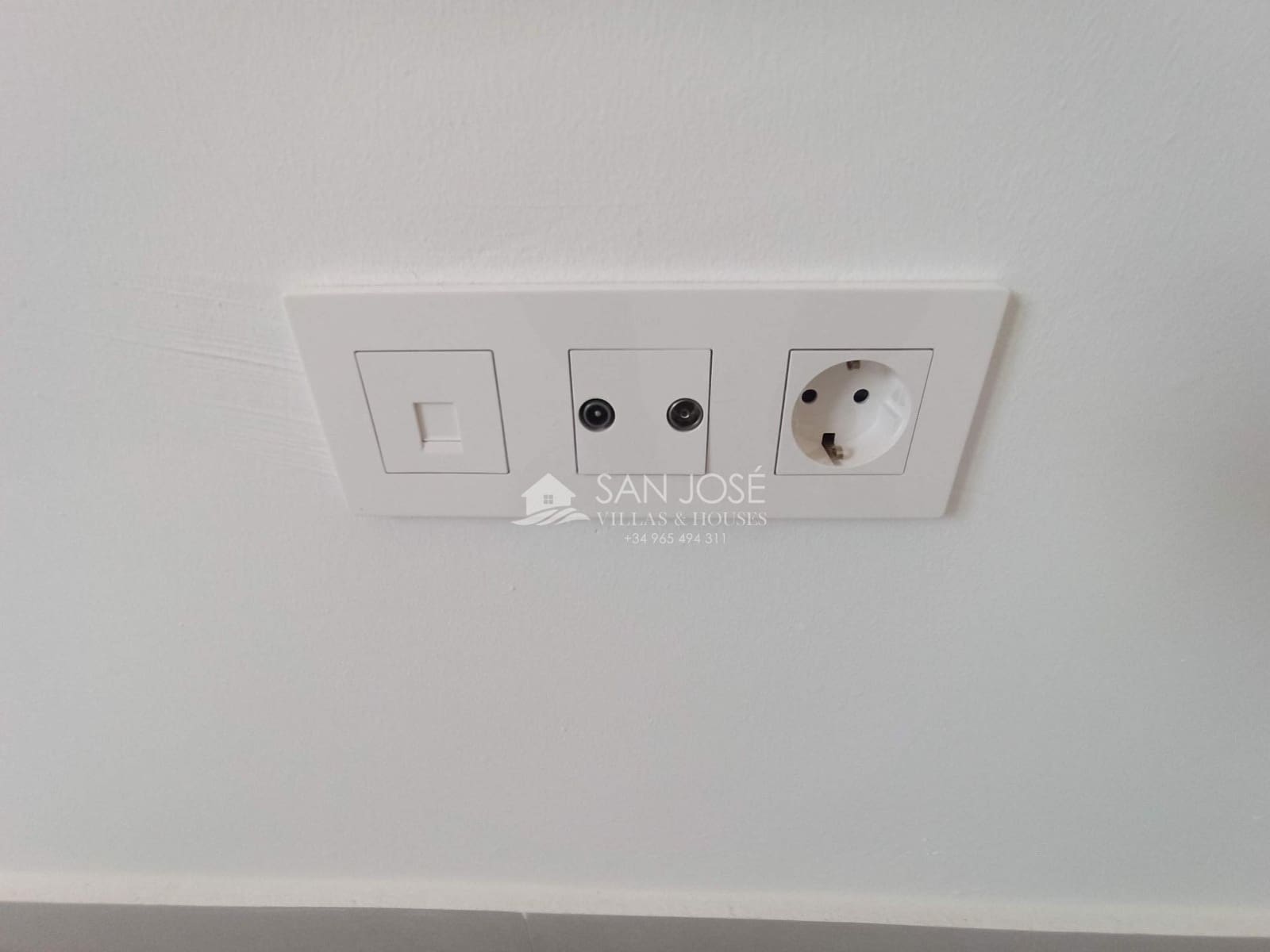 3 soveværelse Villa til salg i Canada de la Lena med swimmingpool - € 340.000 (Ref: 8500321)