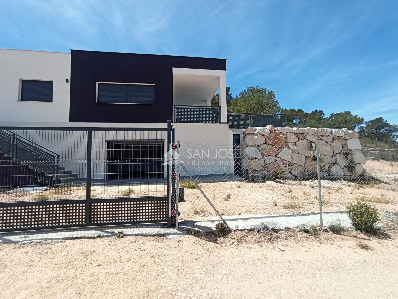 3 soveværelse Villa til salg i Canada de la Lena med swimmingpool - € 340.000 (Ref: 8500321)