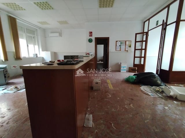 Empresa para venda em Novelda - 880 000 € (Ref: 8542320)