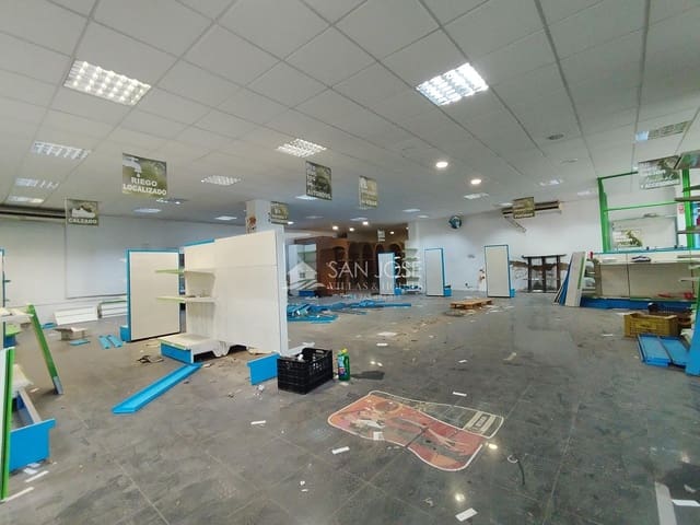 Empresa para venda em Novelda - 880 000 € (Ref: 8542320)