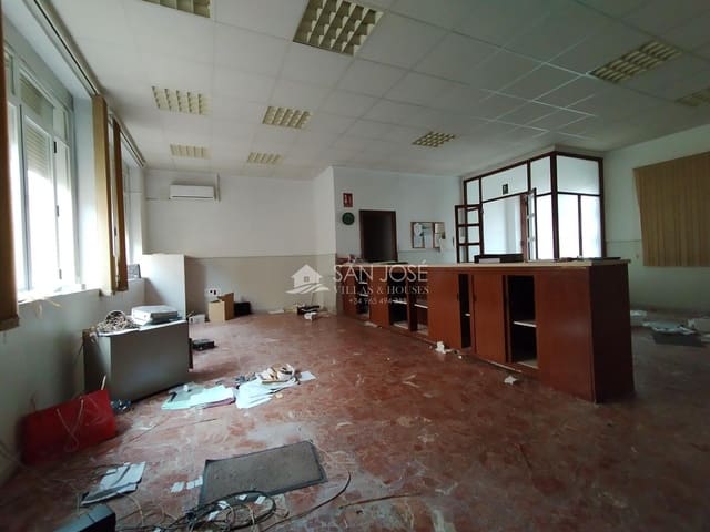 Empresa para venda em Novelda - 880 000 € (Ref: 8542320)