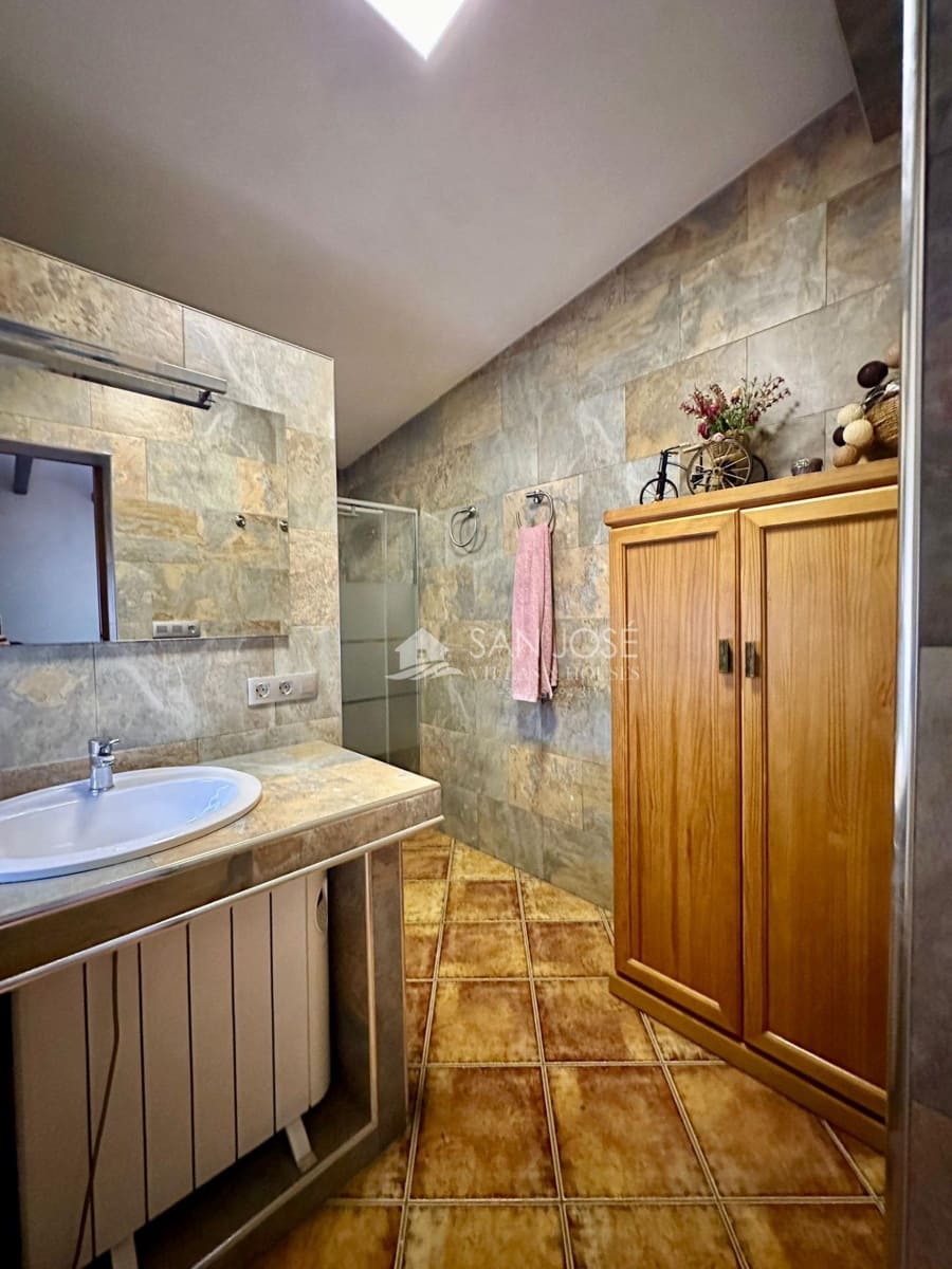 5 soveværelse Villa til salg i Elche / Elx med swimmingpool - € 319.000 (Ref: 8547276)