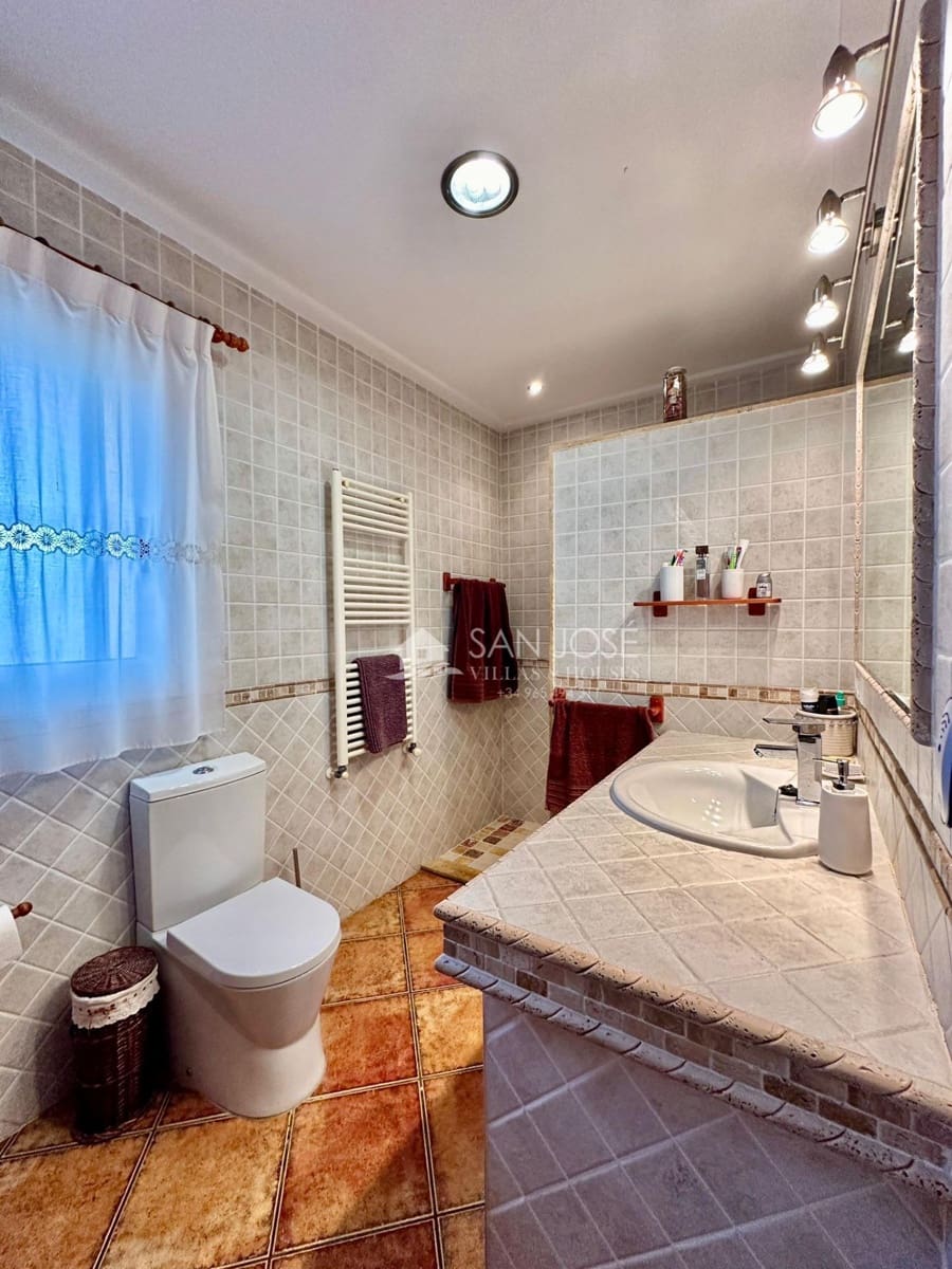 5 soveværelse Villa til salg i Elche / Elx med swimmingpool - € 319.000 (Ref: 8547276)