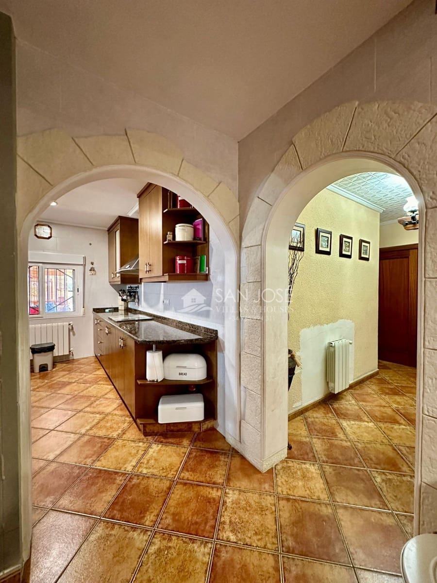 5 soveværelse Villa til salg i Elche / Elx med swimmingpool - € 319.000 (Ref: 8547276)