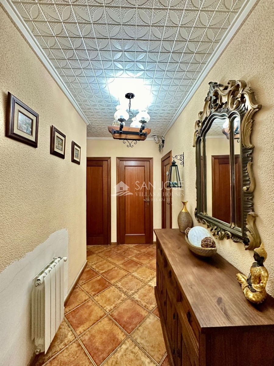 5 soveværelse Villa til salg i Elche / Elx med swimmingpool - € 319.000 (Ref: 8547276)