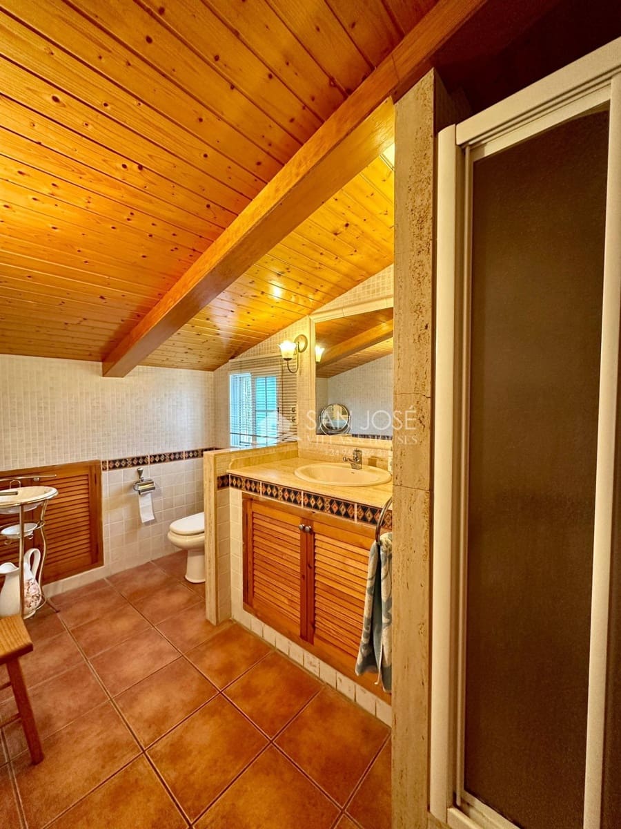 5 soveværelse Villa til salg i Elche / Elx med swimmingpool - € 319.000 (Ref: 8547276)