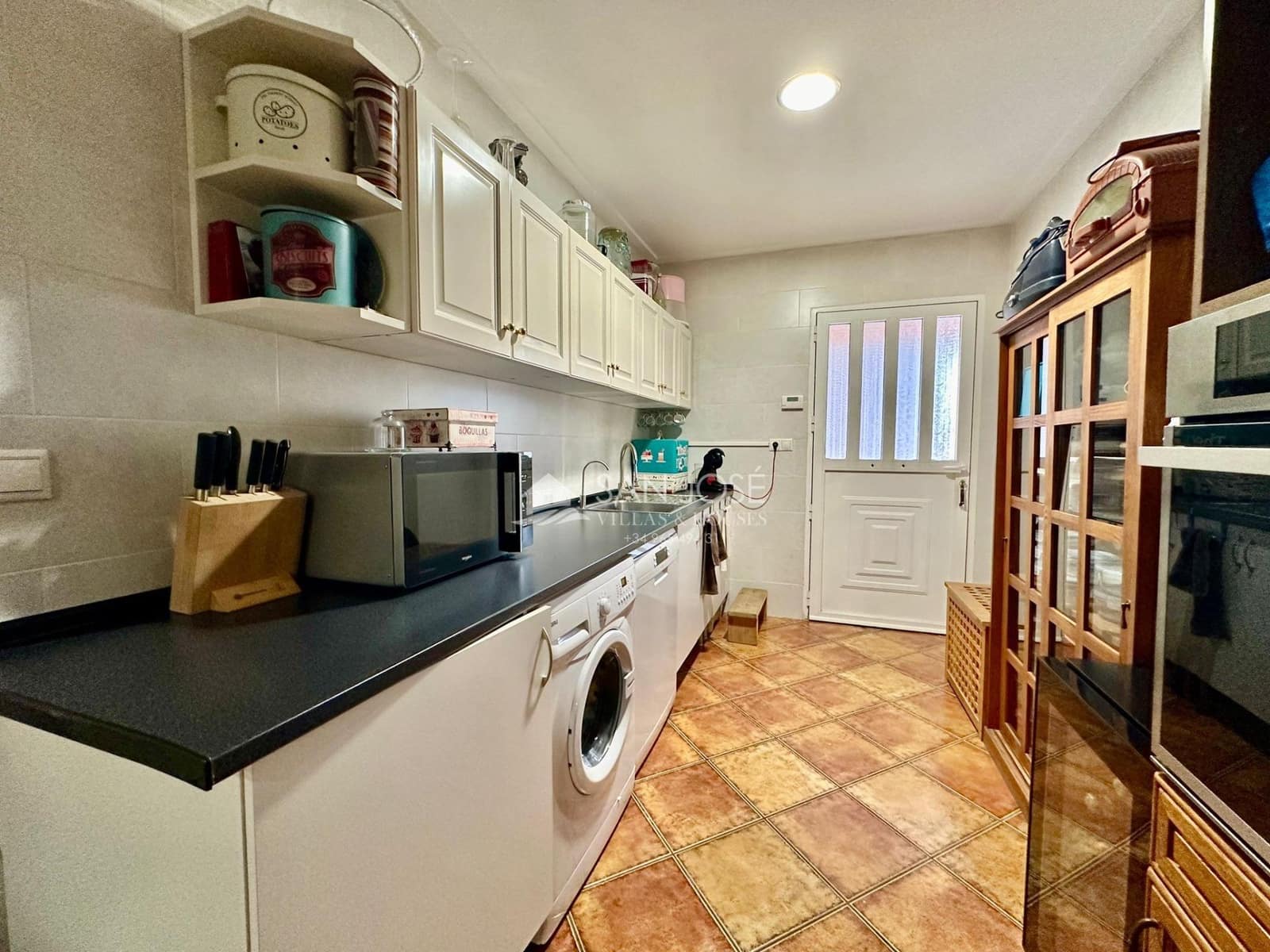 5 soveværelse Villa til salg i Elche / Elx med swimmingpool - € 319.000 (Ref: 8547276)