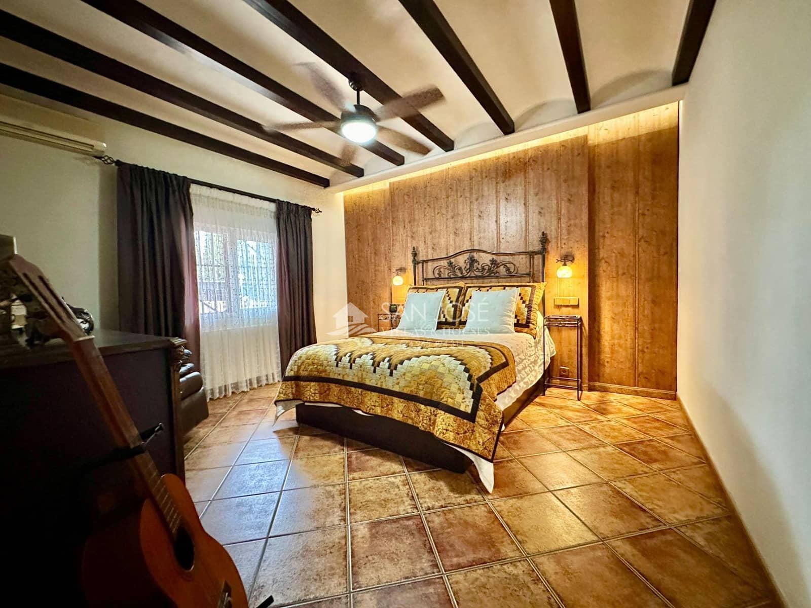 5 soveværelse Villa til salg i Elche / Elx med swimmingpool - € 319.000 (Ref: 8547276)