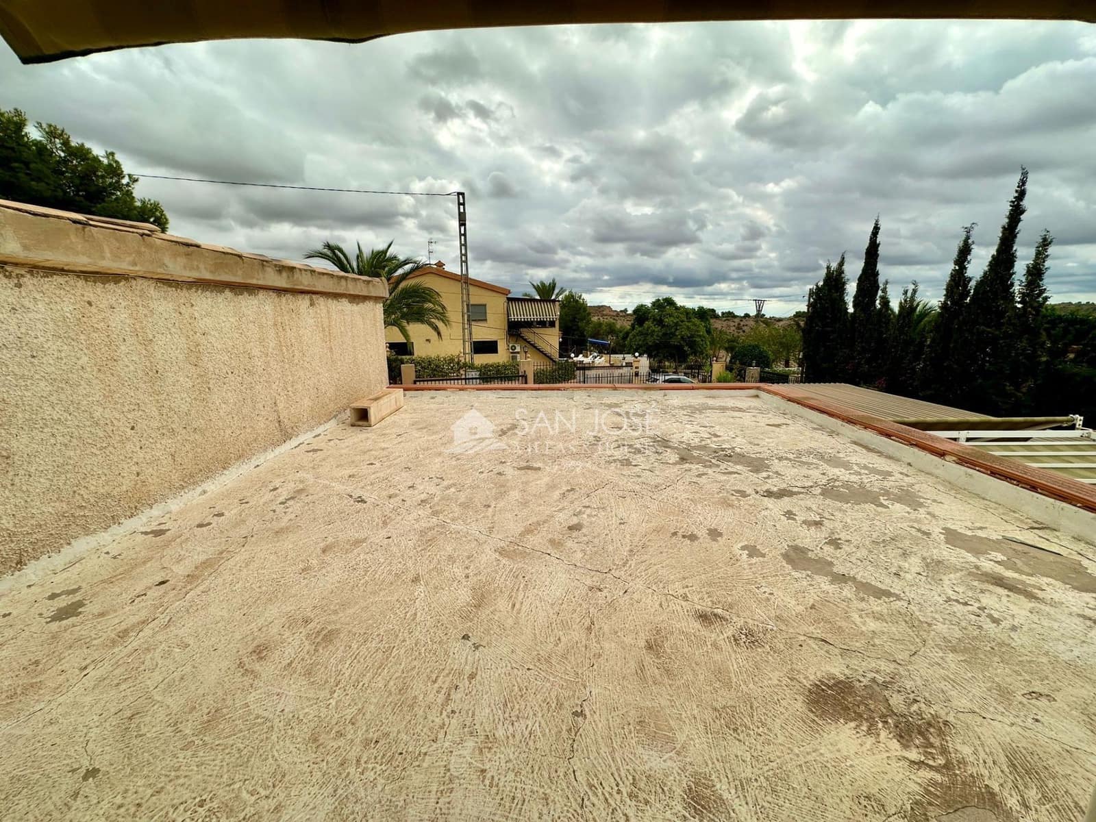 5 soveværelse Villa til salg i Elche / Elx med swimmingpool - € 319.000 (Ref: 8547276)