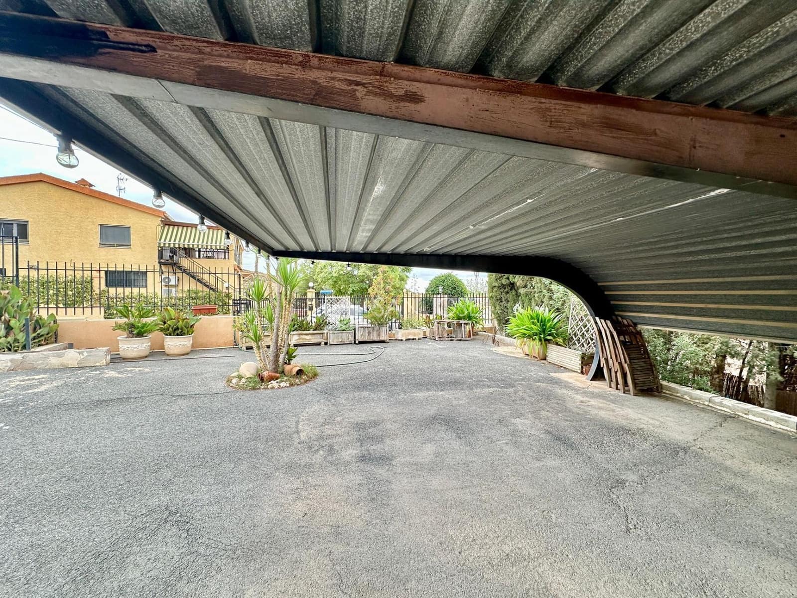 5 soveværelse Villa til salg i Elche / Elx med swimmingpool - € 319.000 (Ref: 8547276)