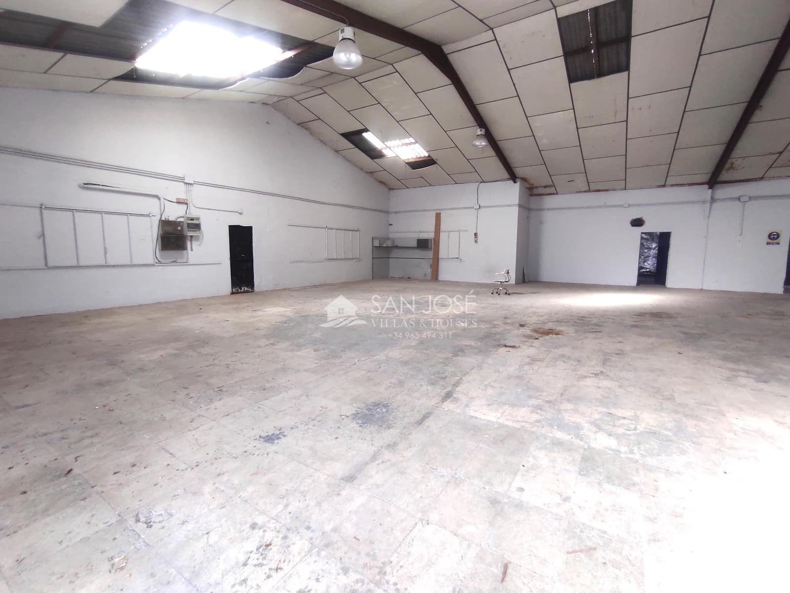 Bedrijf te koop in Novelda - € 390.000 (Ref: 8568197)