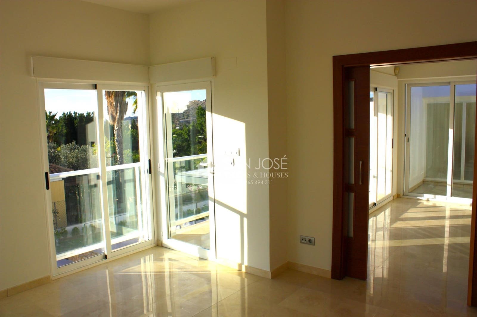 4 chambre Villa/Maison à vendre à Monforte del Cid avec piscine - 795 000 € (Ref: 8582558)