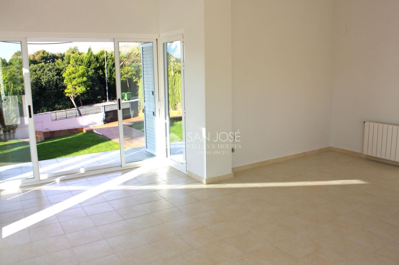 4 chambre Villa/Maison à vendre à Monforte del Cid avec piscine - 795 000 € (Ref: 8582558)