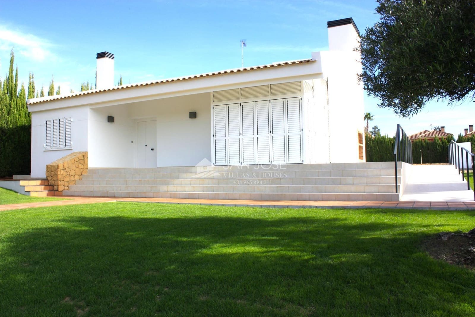 4 chambre Villa/Maison à vendre à Monforte del Cid avec piscine - 795 000 € (Ref: 8582558)