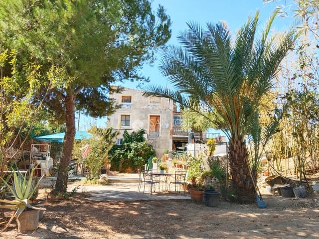 6 bedroom Villa for sale in Aspe - € 175,000 (Ref: 8603932)