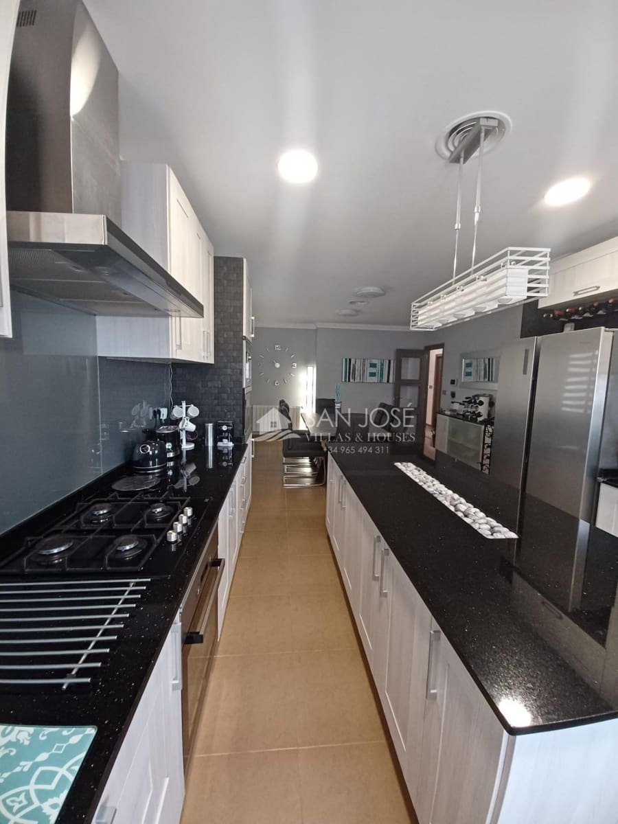 4 soveværelse Villa til salg i Casas del Senor med swimmingpool - € 799.000 (Ref: 8603933)