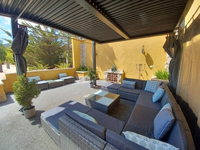 4 bedroom Villa for sale in Casas del Senor, Monóvar / Monóver with pool - € 799,000 (Ref: 8603933)