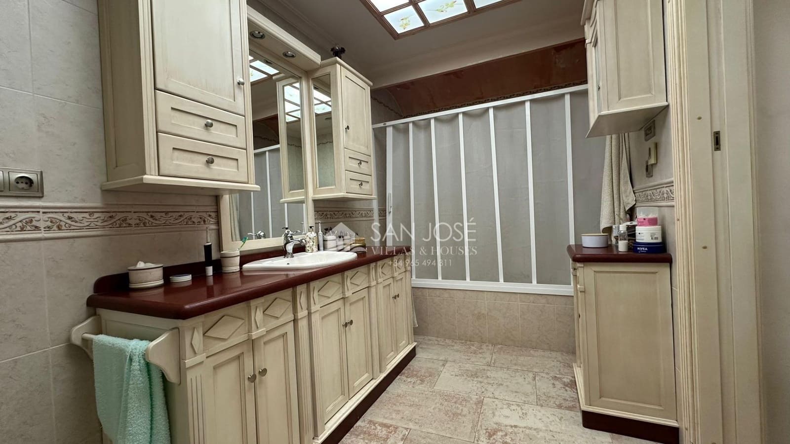 3 soveværelse Bungalow til salg i Crevillente / Crevillent - € 490.000 (Ref: 8630103)