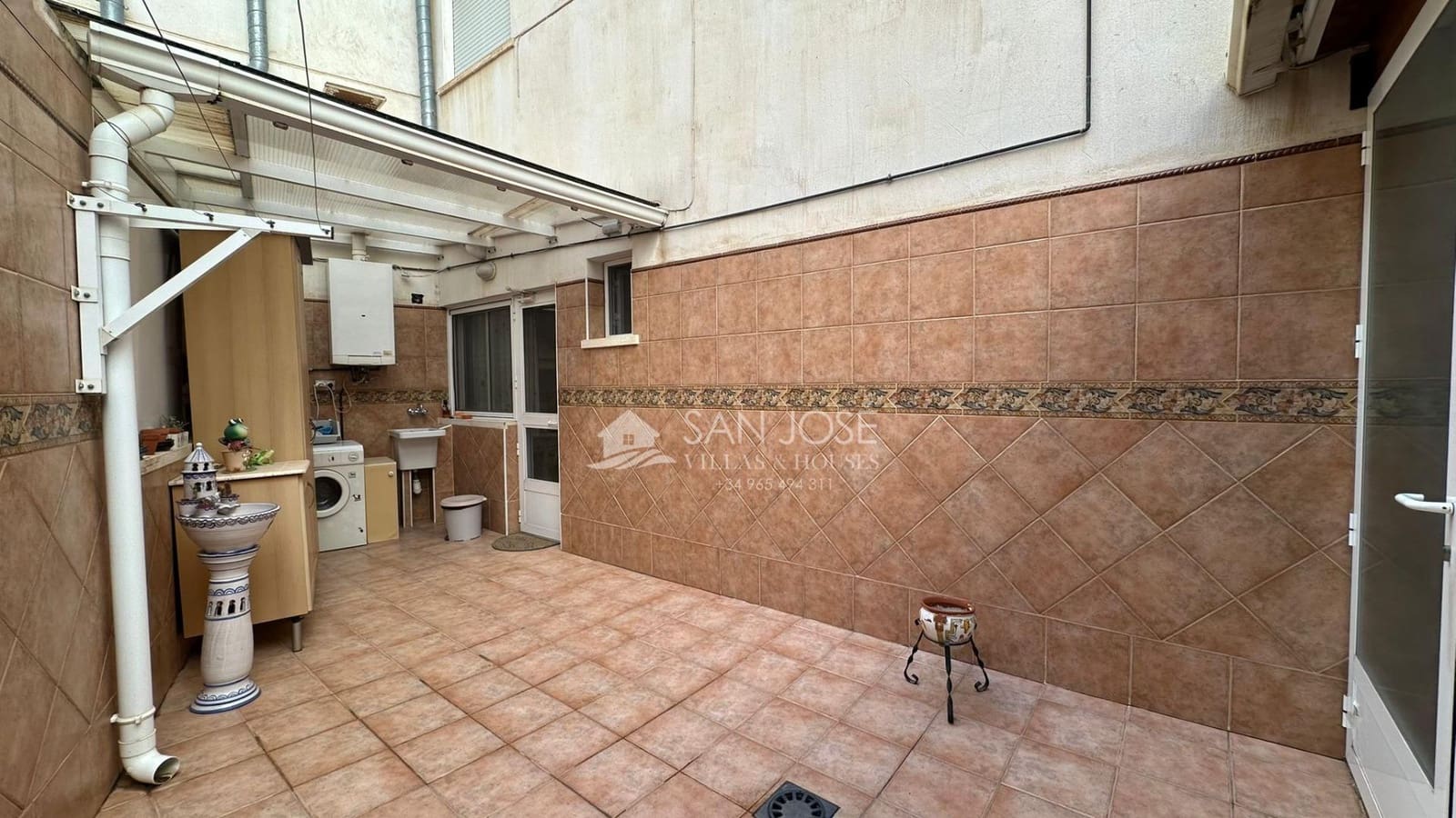 3 soveværelse Bungalow til salg i Crevillente / Crevillent - € 490.000 (Ref: 8630103)