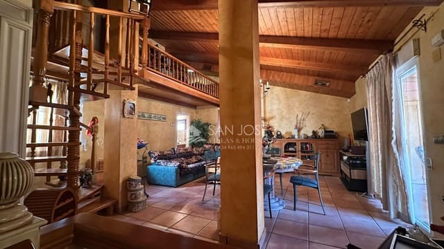 3 makuuhuone Bungalow myytävänä paikassa Crevillente / Crevillent - 490 000 € (Ref: 8630103)