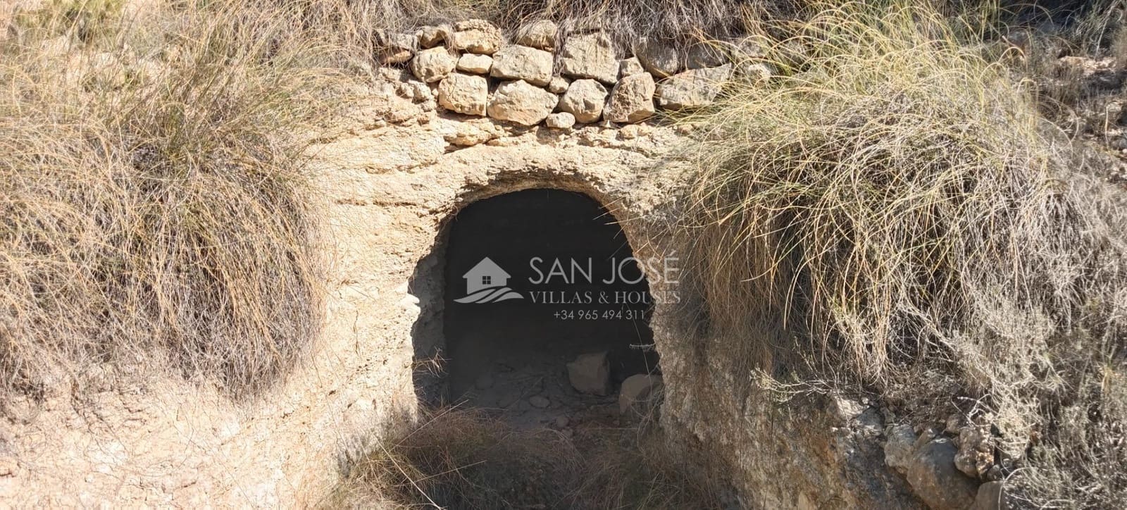 Rakentamaton maa myytävänä paikassa La Romana - 56 000 € (Ref: 8643575)