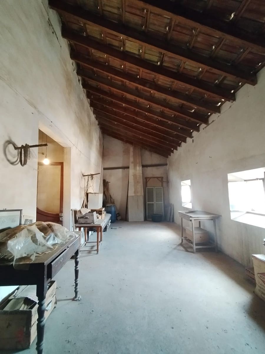 8 bedroom Villa for sale in Novelda with garage - € 700,000 (Ref: 8646559)