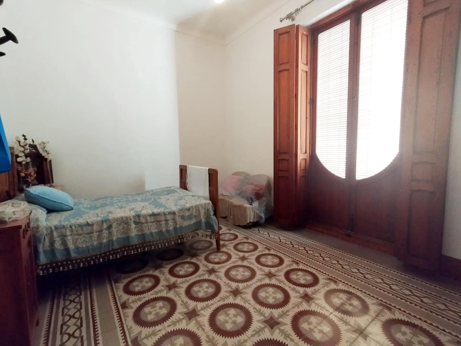 8 bedroom Villa for sale in Novelda with garage - € 700,000 (Ref: 8646559)