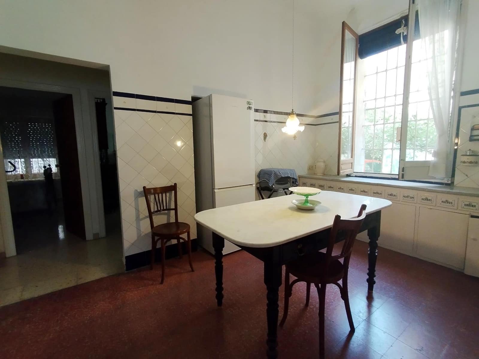 8 bedroom Villa for sale in Novelda with garage - € 700,000 (Ref: 8646559)