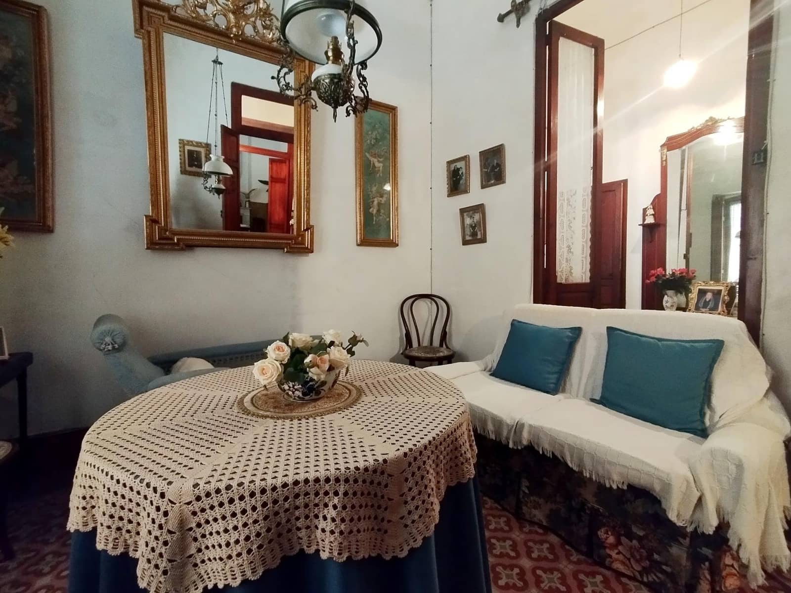 8 bedroom Villa for sale in Novelda with garage - € 700,000 (Ref: 8646559)