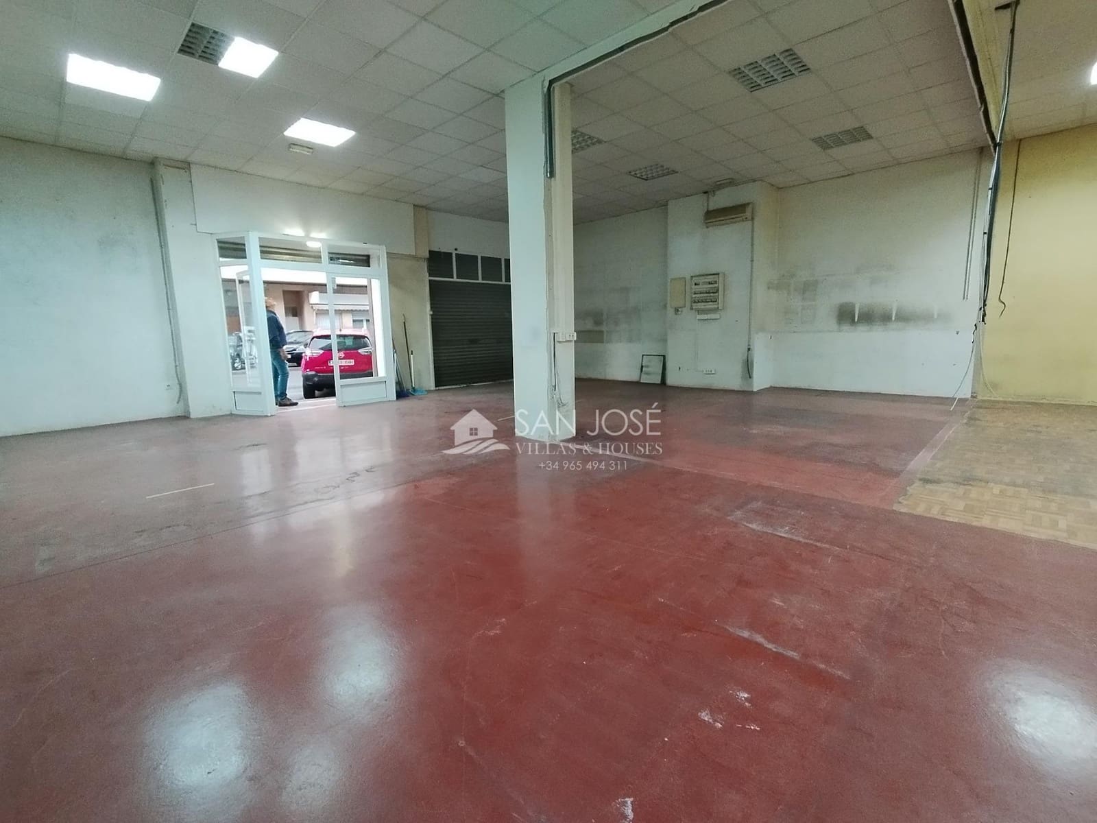 Erhverv til leje i Novelda - € 600 (Ref: 8646560)