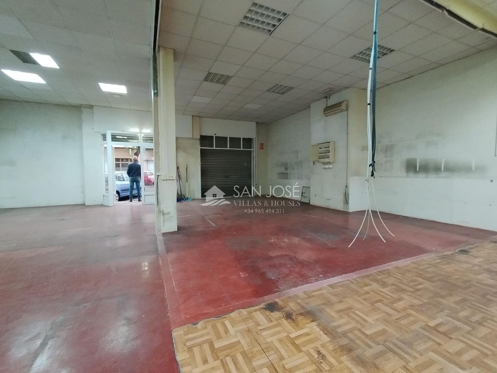 Erhverv til leje i Novelda - € 600 (Ref: 8646560)