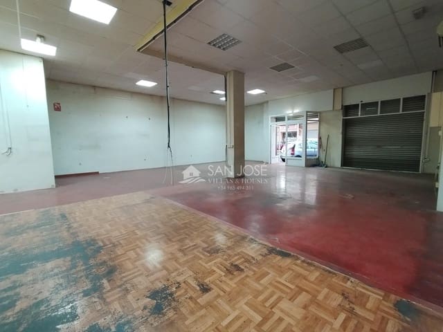 Erhverv til leje i Novelda - € 600 (Ref: 8646560)