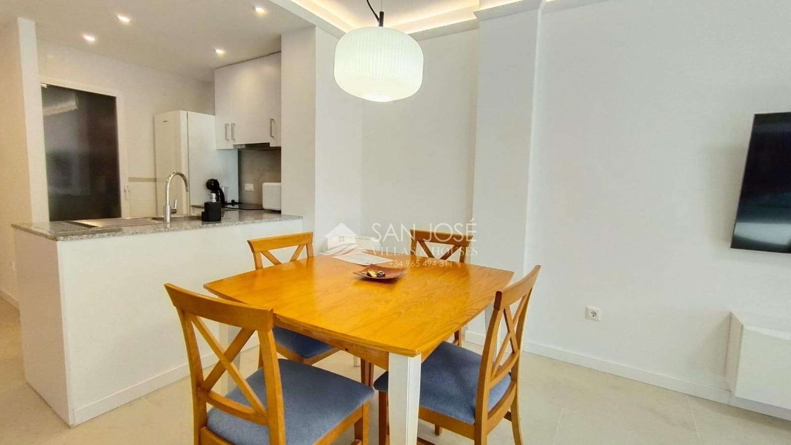 2 soverom Leilighet til salgs i Arenales del Sol med svømmebasseng - € 235 870 (Ref: 8652275)