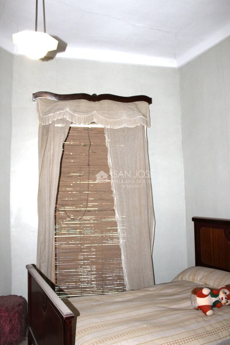 5 sovrum Hus till salu i La Romana - 77 260 € (Ref: 8662614)