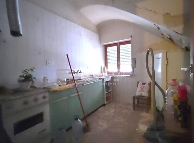 5 soveværelse Byhus til salg i La Romana - € 77.260 (Ref: 8662614)