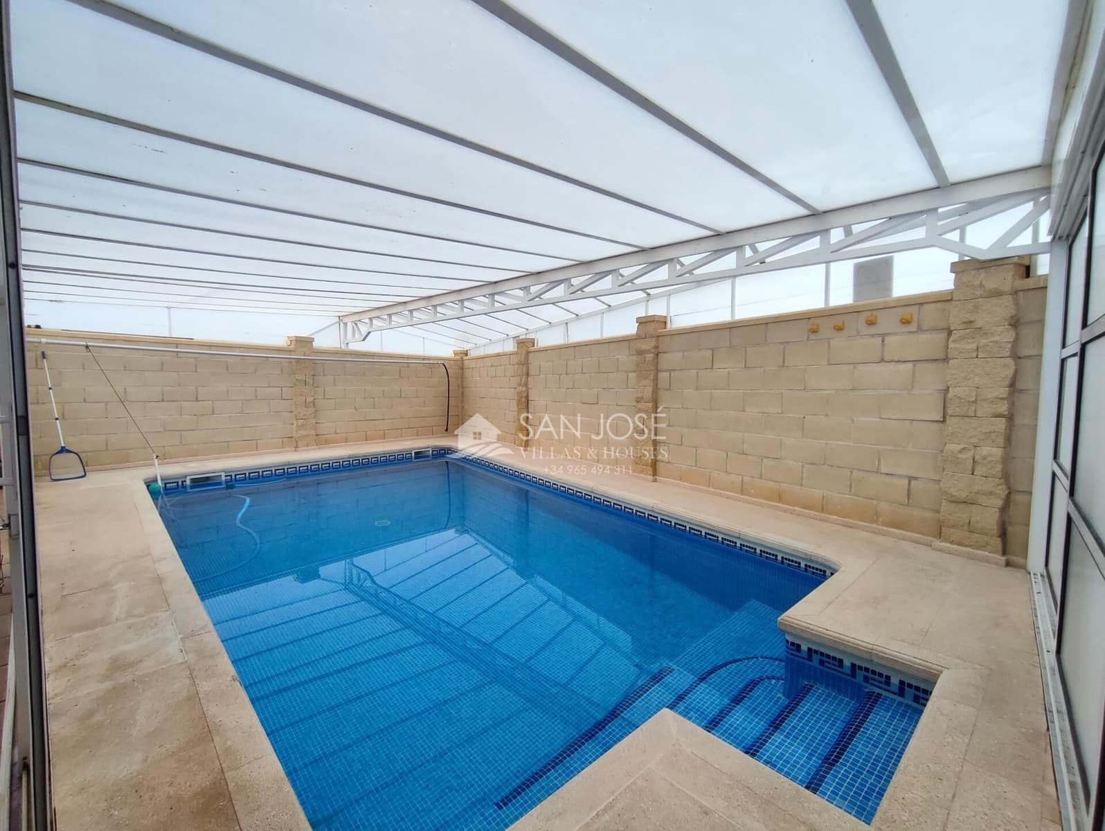 3 bedroom Villa for sale in Albatera with pool garage - € 445,600 (Ref: 8662617)