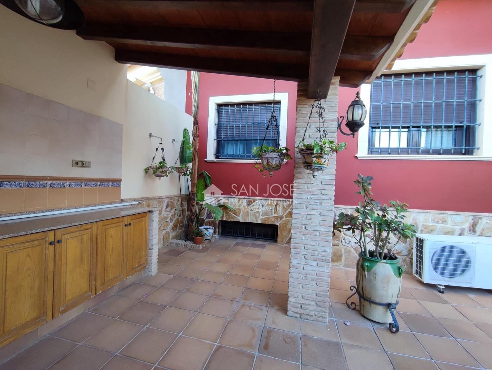 3 bedroom Villa for sale in Albatera with pool garage - € 445,600 (Ref: 8662617)