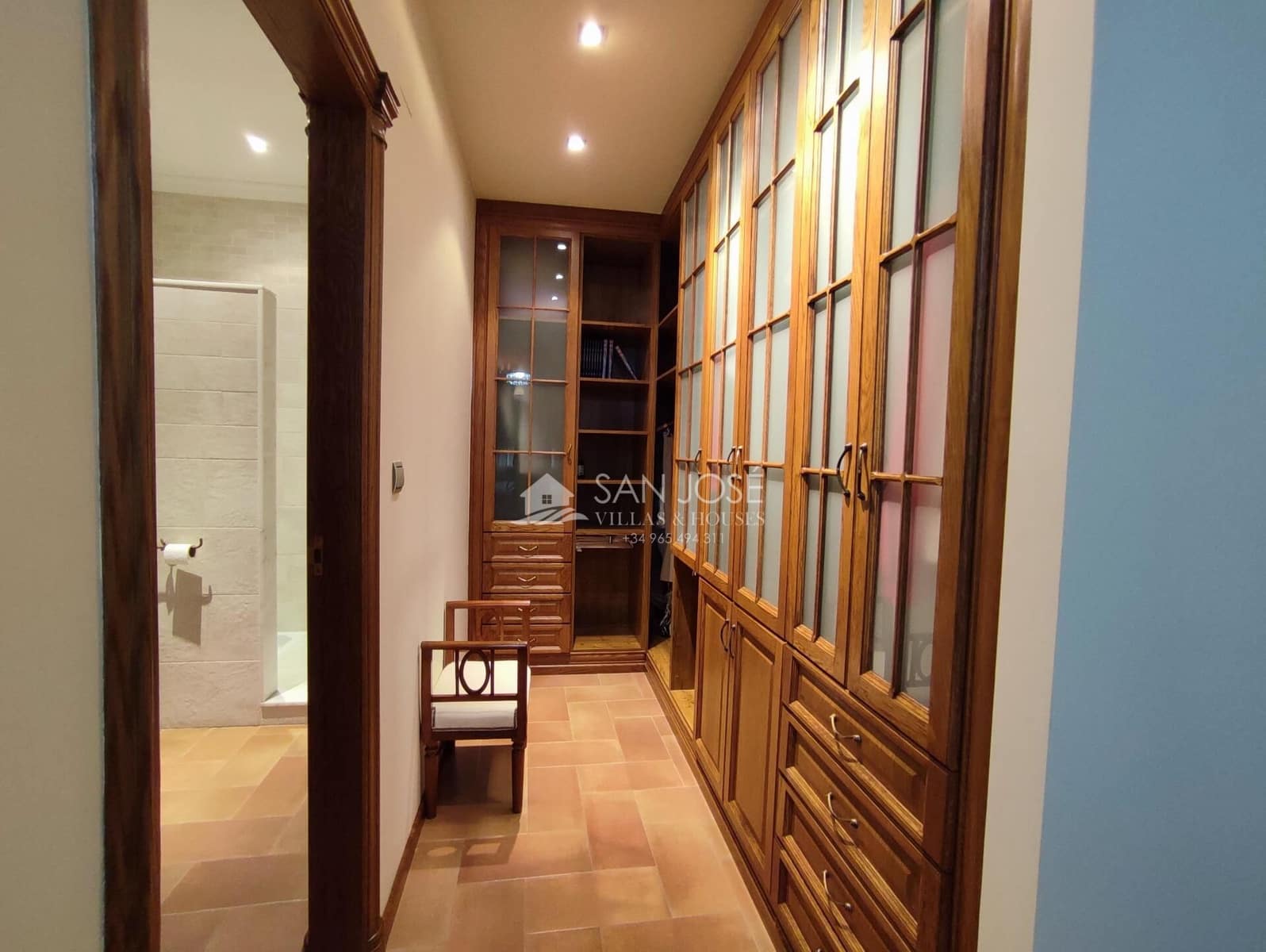 3 bedroom Villa for sale in Albatera with pool garage - € 445,600 (Ref: 8662617)