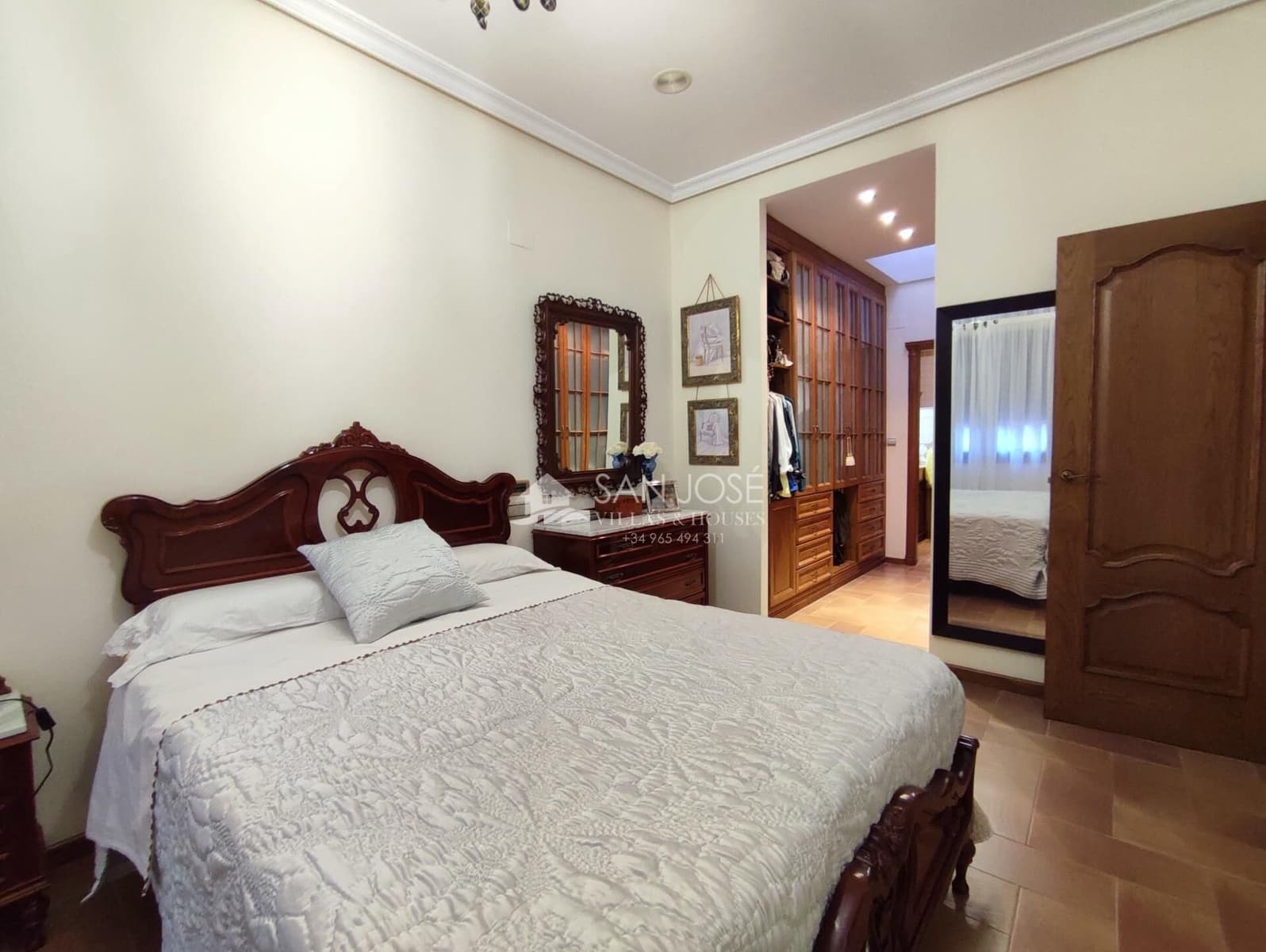 3 bedroom Villa for sale in Albatera with pool garage - € 445,600 (Ref: 8662617)