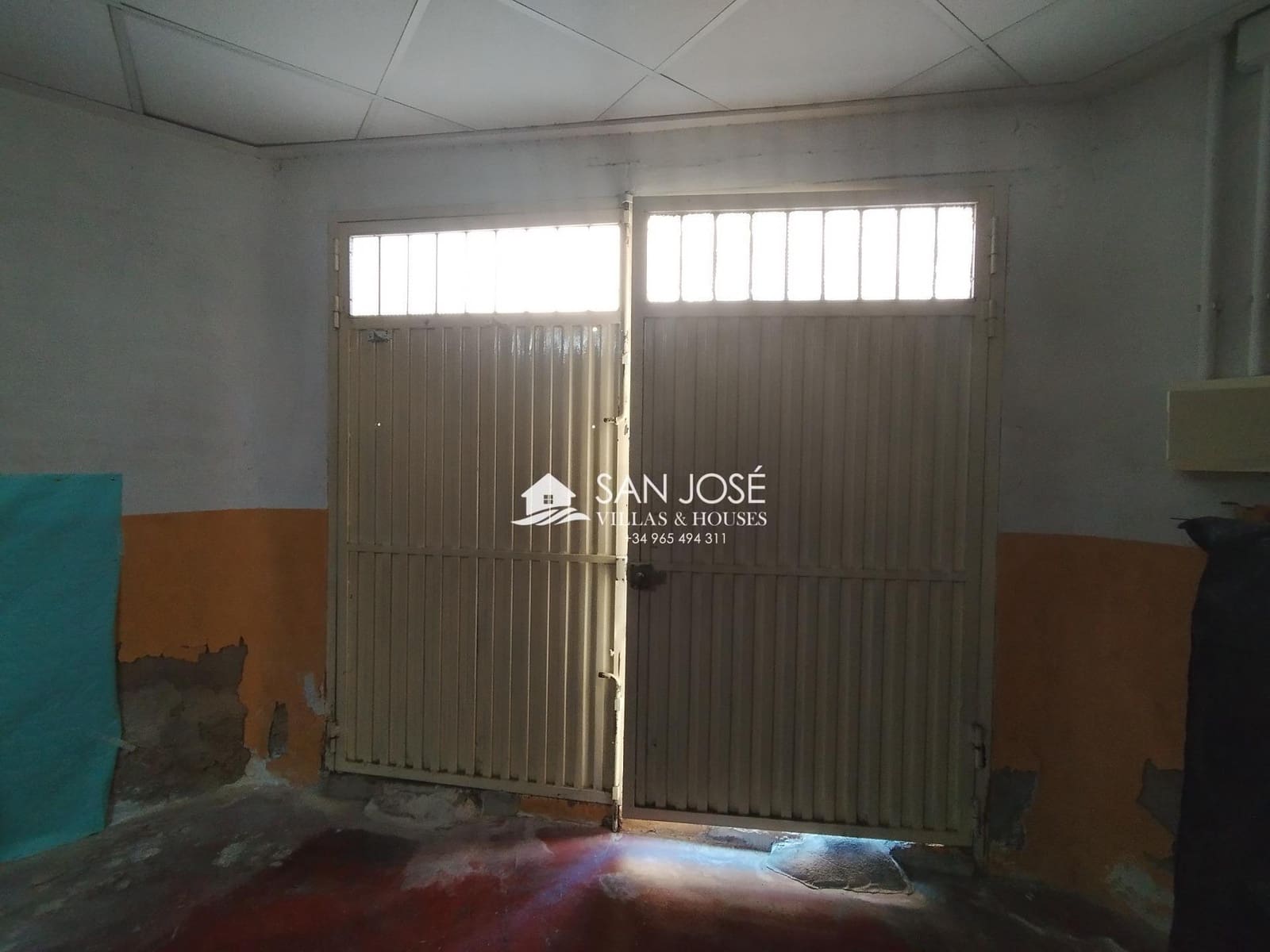 Erhverv til salg i Novelda - € 43.000 (Ref: 8691124)