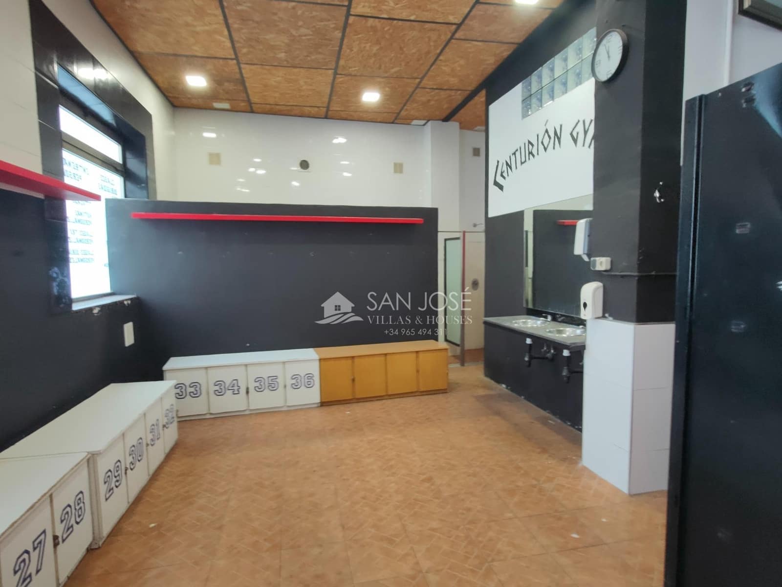 3 soveværelse Virksomhed til salg i Aspe - € 450.000 (Ref: 8709345)