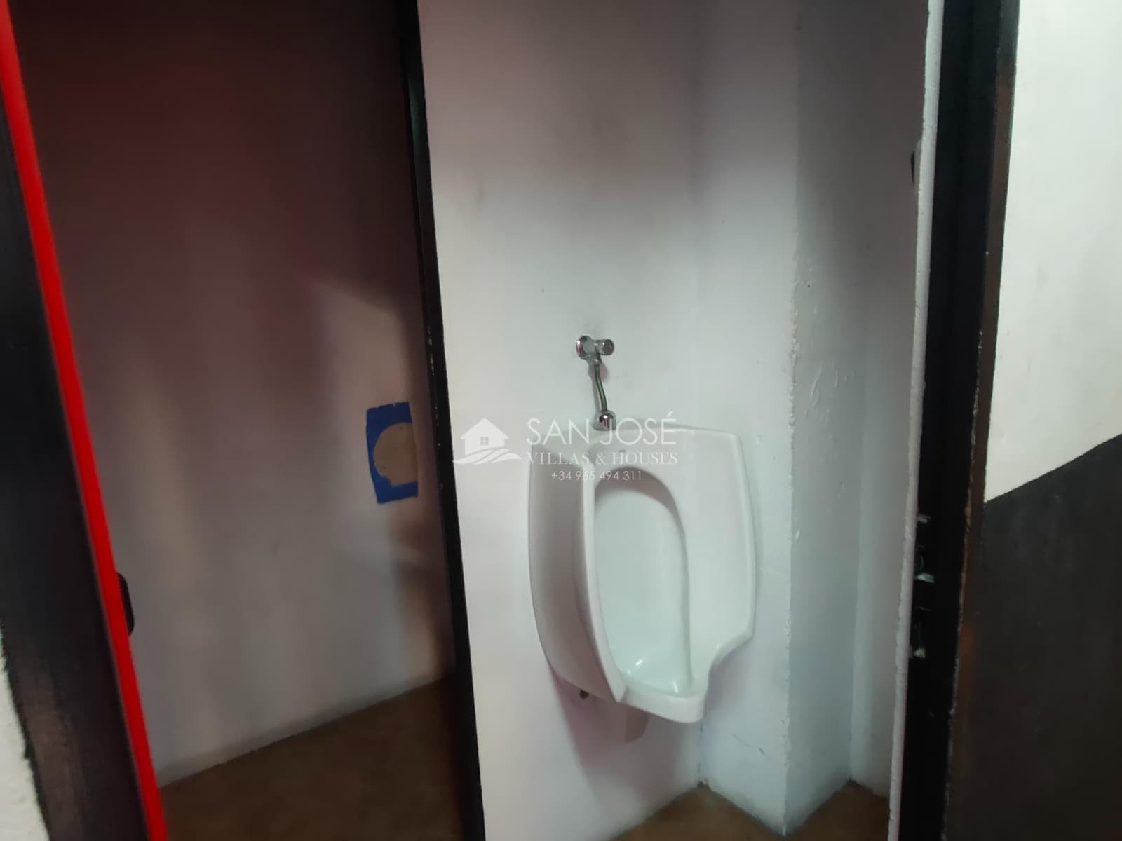 3 soveværelse Virksomhed til salg i Aspe - € 450.000 (Ref: 8709345)