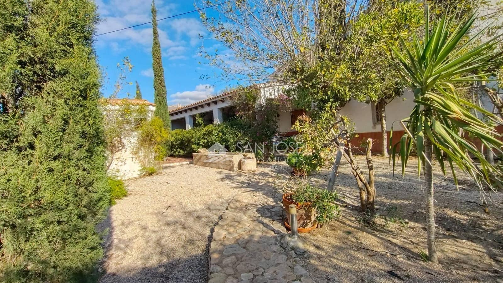 6 soverom Villa til salgs i Monforte del Cid med svømmebasseng - € 415 000 (Ref: 8729768)