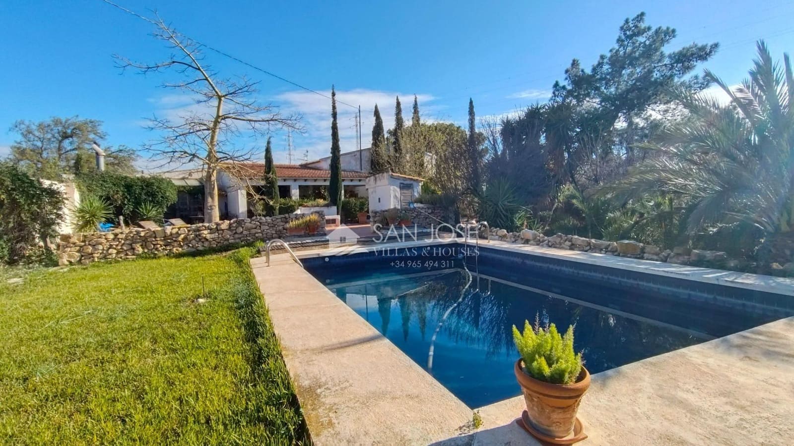 6 soverom Villa til salgs i Monforte del Cid med svømmebasseng - € 415 000 (Ref: 8729768)